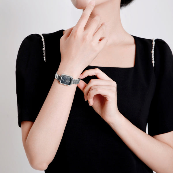 Naviforce NF5050 Women's Quartz Standard Watch