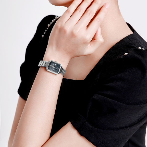 Naviforce NF5050 Women's Quartz Standard Watch